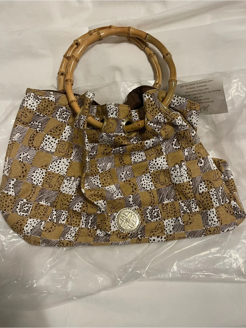 Lilkly Pulitzer Pattern Bamboo Handle Tote Bag in Tan & White